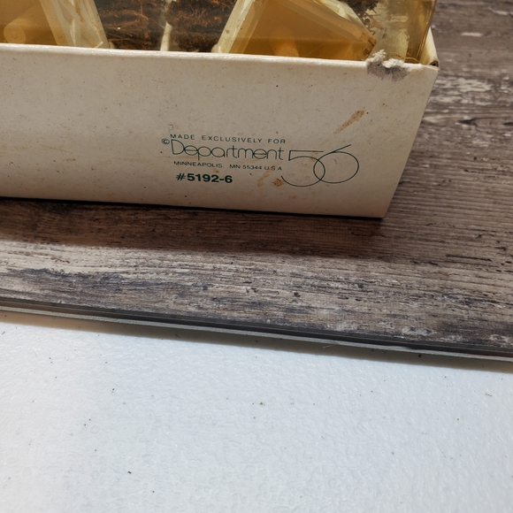 Set of 2 Department 56 Accessories Village Potted Topiary 4 1/2" Trees 5192-6 - Picture 2 of 2